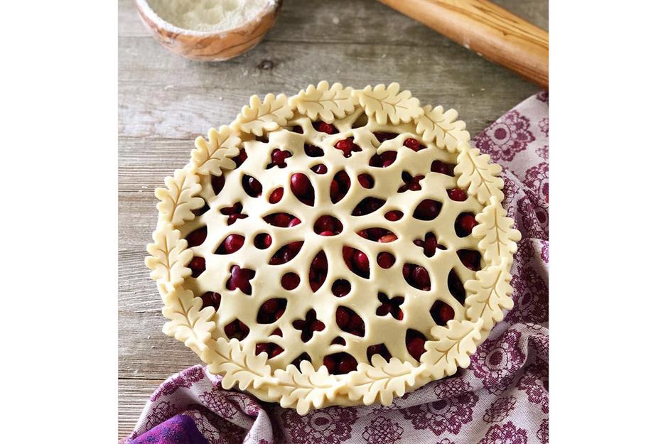 31 of the most beautiful pie crusts and tips for making them yourself
